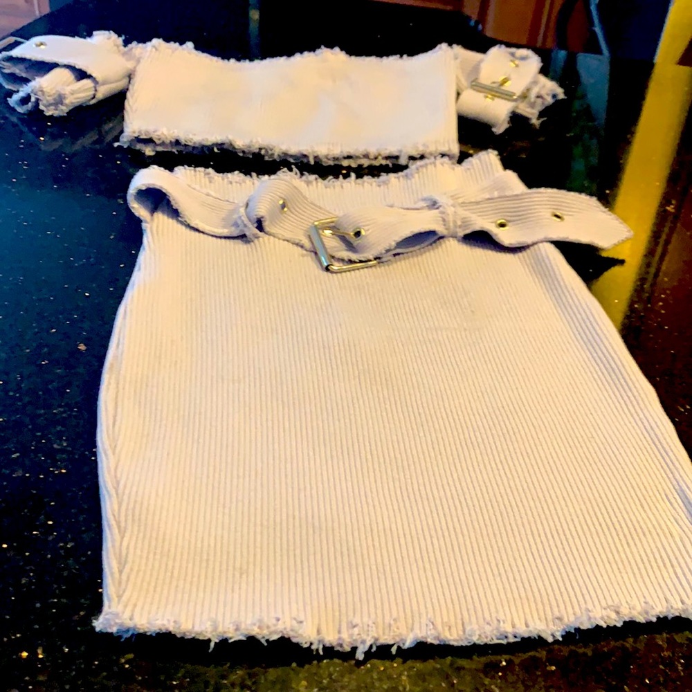Fashion nova top and skirt size M